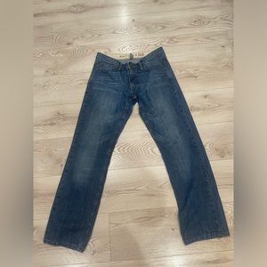 32x32 Article 365 distressed jeans. EUC